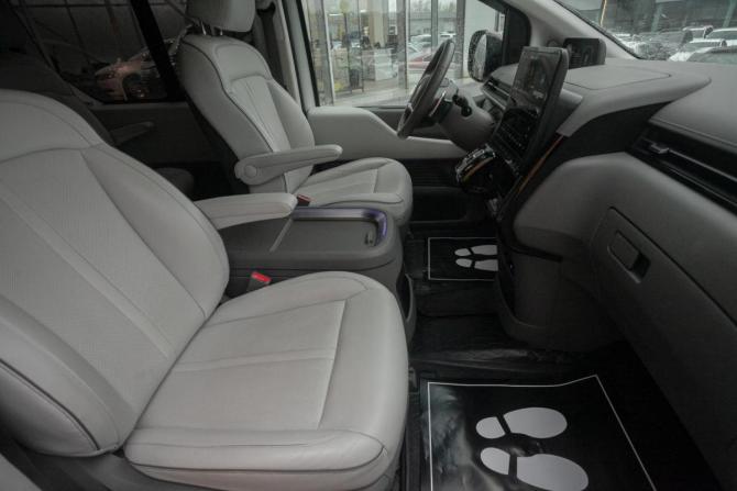 Hyundai Staria I с пробегом 2021 года, цена 4 145 000 рублей, 78500 км, минивэн, Автокод Объявления