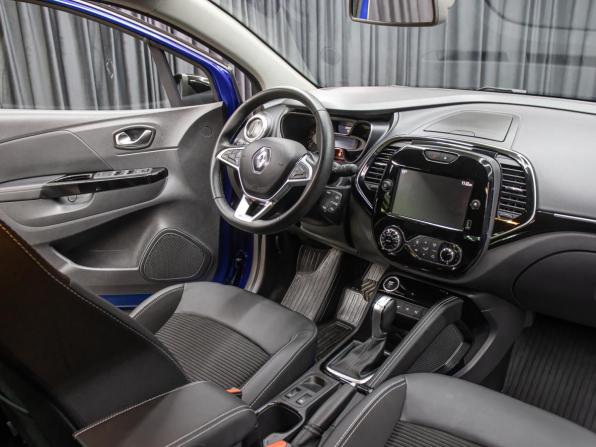 Renault Kaptur I Рестайлинг с пробегом 2020 года, цена 1 898 000 рублей, 28930 км, внедорожник, Автокод Объявления