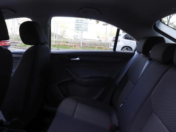 Volkswagen Polo VI с пробегом 2022 года, цена 1 865 000 рублей, 43324 км, лифтбек, Автокод Объявления