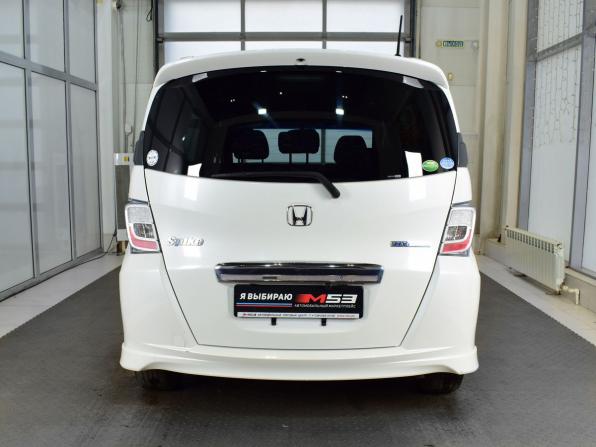 Honda Freed I Рестайлинг с пробегом 2013 года, цена 999 995 рублей, 235779 км, компактвэн, Автокод Объявления