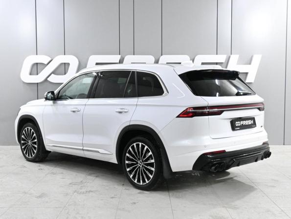 Geely Monjaro I Рестайлинг 2 с пробегом 2025 года, цена 4 199 000 рублей, 15037 км, внедорожник, Автокод Объявления