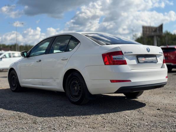 Skoda Octavia III (A7) с пробегом 2014 года, цена 825 000 рублей, 136000 км, лифтбек, Автокод Объявления