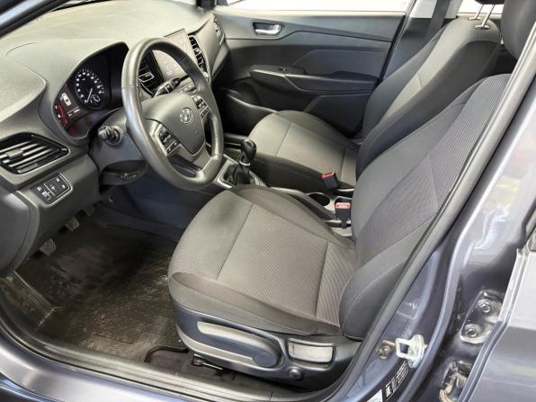 Hyundai Solaris II Рестайлинг с пробегом 2021 года, цена 1 468 000 рублей, 70705 км, седан, Автокод Объявления