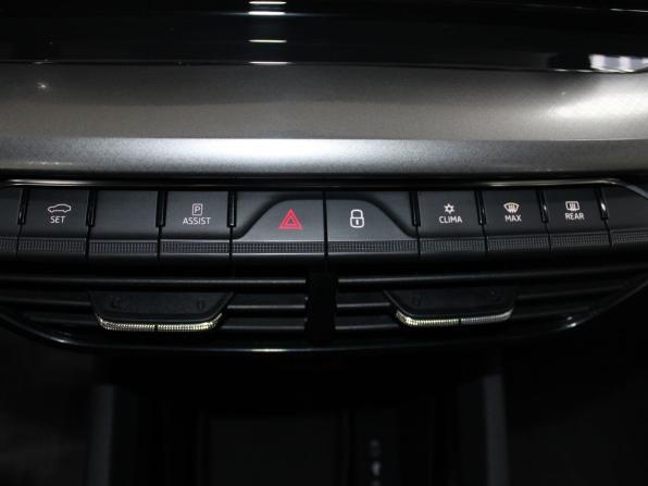 Skoda Octavia IV (A8) с пробегом 2021 года, цена 2 279 900 рублей, 115480 км, лифтбек, Автокод Объявления