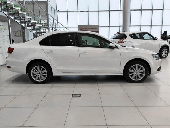 Volkswagen Jetta VI с пробегом 2013 года, цена 970 000 рублей, 243196 км, седан, Автокод Объявления