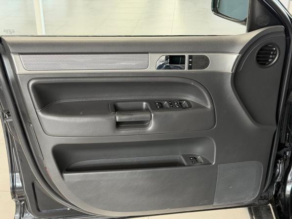 Volkswagen Touareg I Рестайлинг с пробегом 2008 года, цена 711 440 рублей, 392201 км, внедорожник, Автокод Объявления