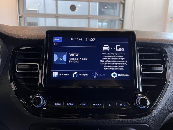 Hyundai Solaris II Рестайлинг с пробегом 2021 года, цена 1 425 000 рублей, 136063 км, седан, Автокод Объявления