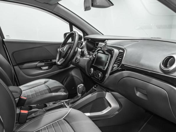 Renault Kaptur I Рестайлинг с пробегом 2020 года, цена 1 419 684 рубля, 137737 км, внедорожник, Автокод Объявления