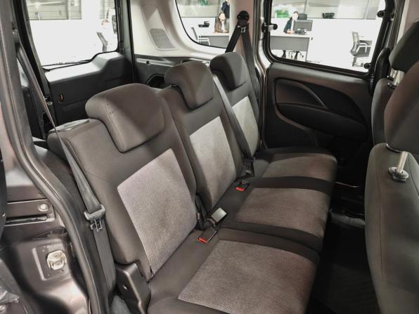 Fiat Doblo II Рестайлинг с пробегом 2020 года, цена 1 599 000 рублей, 60176 км, компактвэн, Автокод Объявления
