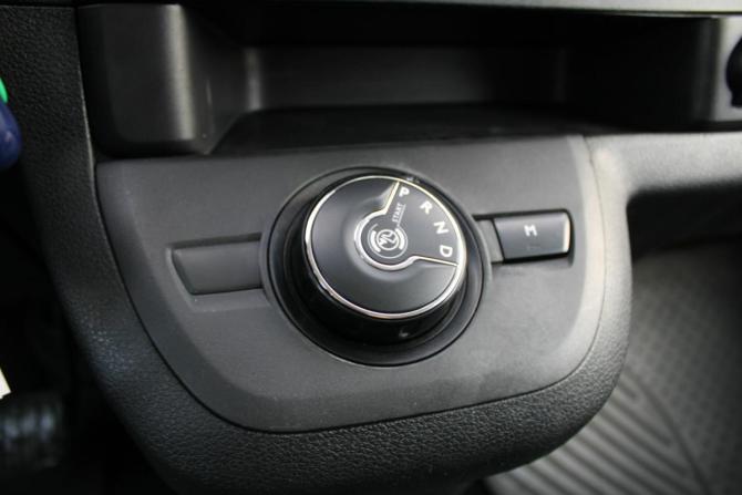 Peugeot Traveller I с пробегом 2021 года, цена 2 800 000 рублей, 219000 км, минивэн, Автокод Объявления