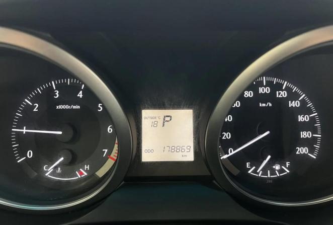 Toyota Land Cruiser Prado 150 Series Рестайлинг 1 с пробегом 2016 года, цена 3 600 000 рублей, 178869 км, внедорожник, Автокод Объявления