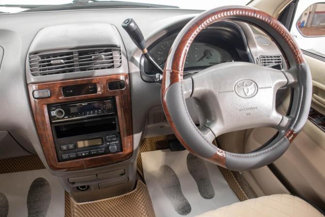 Toyota Ipsum I (M10) с пробегом 1999 года, цена 579 000 рублей, 356000 км, компактвэн, Автокод Объявления
