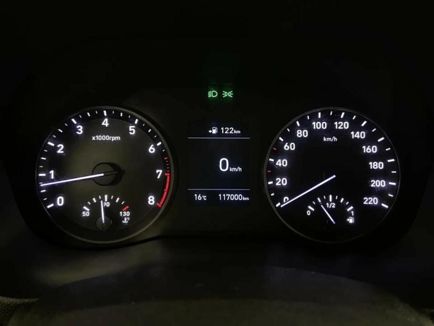 Hyundai Solaris II Псков  - изображение 10