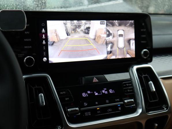 Kia Sorento IV с пробегом 2021 года, цена 3 255 000 рублей, 87080 км, внедорожник, Автокод Объявления