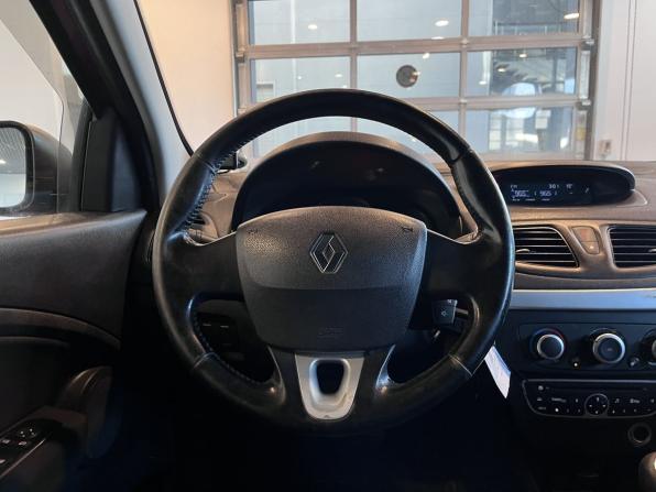 Renault Fluence I с пробегом 2012 года, цена 728 000 рублей, 144186 км, седан, Автокод Объявления