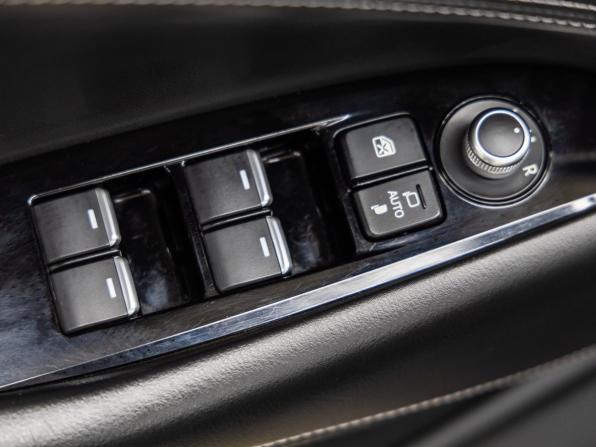 Mazda 6 III (GJ) Рестайлинг 2 с пробегом 2019 года, цена 2 148 000 рублей, 125122 км, седан, Автокод Объявления