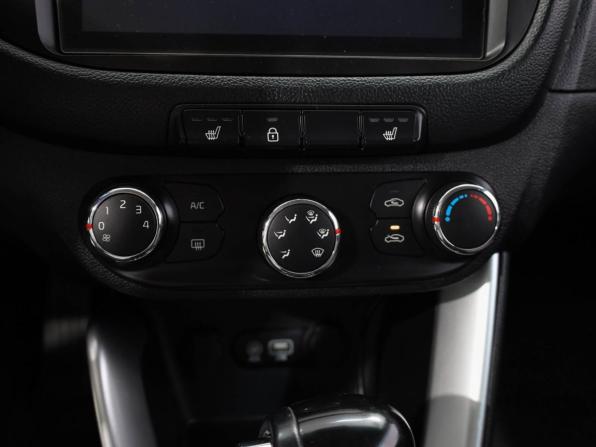 Kia Ceed II Рестайлинг с пробегом 2017 года, цена 1 459 000 рублей, 167442 км, хэтчбек, Автокод Объявления