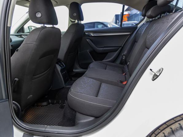 Skoda Octavia III (A7) Рестайлинг с пробегом 2019 года, цена 1 848 000 рублей, 92583 км, лифтбек, Автокод Объявления