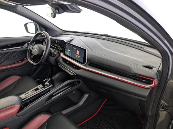 Geely Coolray I Рестайлинг с пробегом 2024 года, цена 2 250 000 рублей, 29343 км, внедорожник, Автокод Объявления