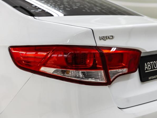 Kia Rio III Рестайлинг с пробегом 2016 года, цена 908 000 рублей, 198060 км, седан, Автокод Объявления