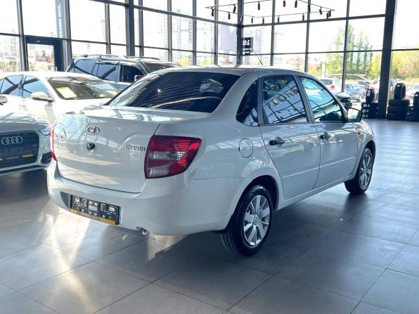 Lada (ВАЗ) Granta I с пробегом 2017 года, цена 535 000 рублей, 172000 км, седан, Автокод Объявления