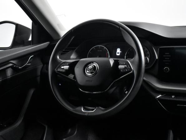 Skoda Octavia IV (A8) с пробегом 2020 года, цена 1 964 639 рублей, 67088 км, лифтбек, Автокод Объявления