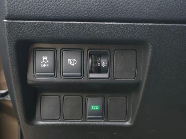 Nissan Qashqai II с пробегом 2014 года, цена 1 225 000 рублей, 170716 км, внедорожник, Автокод Объявления