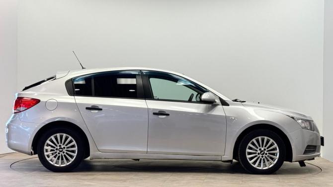 Chevrolet Cruze I с пробегом 2012 года, цена 590 000 рублей, 182967 км, хэтчбек, Автокод Объявления