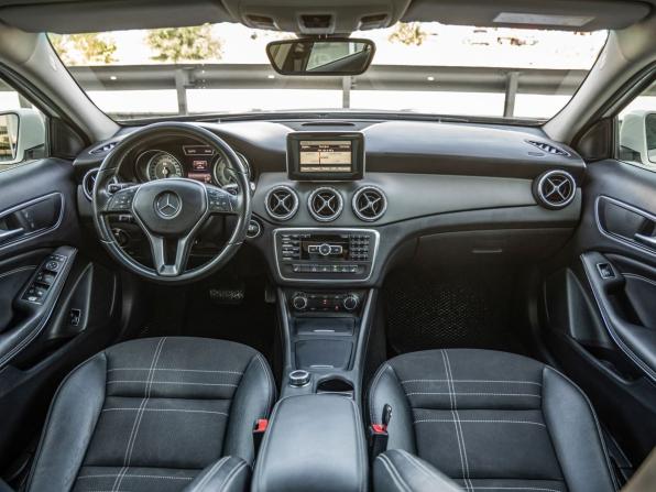 Mercedes-Benz GLA I (X156) с пробегом 2015 года, цена 1 878 000 рублей, 102786 км, внедорожник, Автокод Объявления