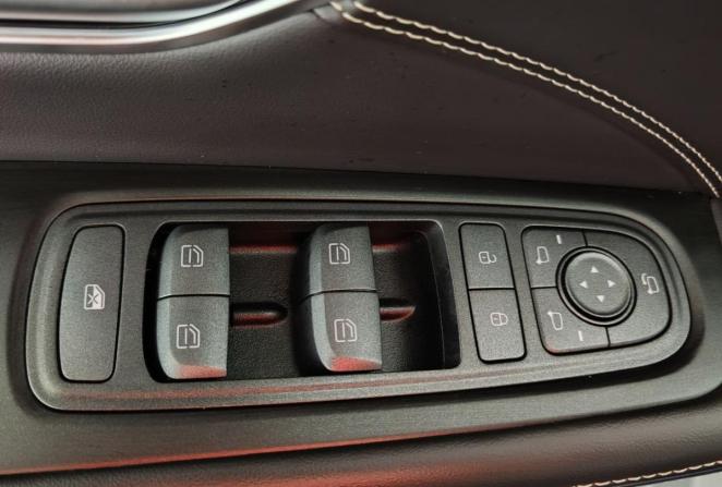 JETOUR X70+ I Рестайлинг с пробегом 2024 года, цена 2 150 000 рублей, 22615 км, внедорожник, Автокод Объявления