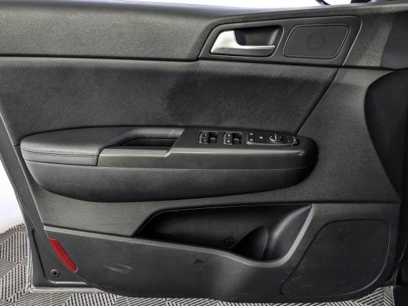 Kia Sportage IV с пробегом 2018 года, цена 1 890 000 рублей, 148813 км, внедорожник, Автокод Объявления