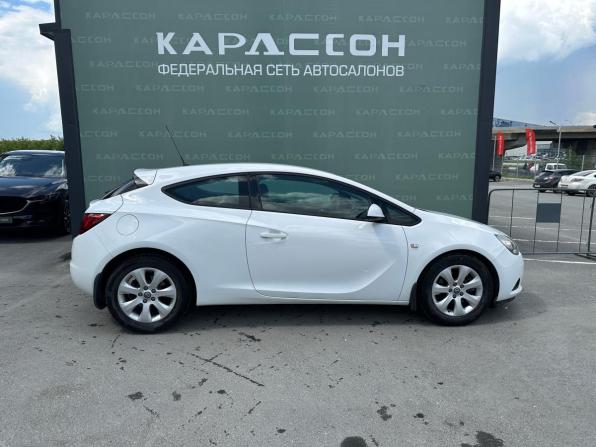 Opel Astra J Рестайлинг с пробегом 2014 года, цена 999 000 рублей, 81157 км, хэтчбек, Автокод Объявления