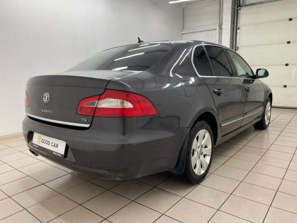 Skoda Superb II с пробегом 2010 года, цена 680 000 рублей, 285946 км, лифтбек, Автокод Объявления