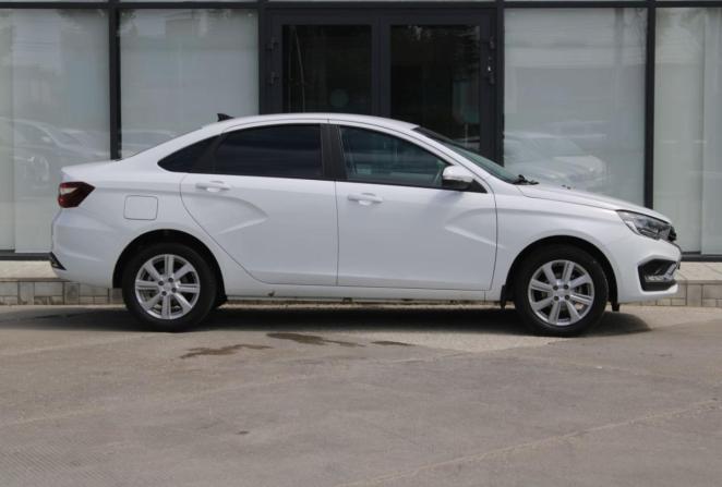 Lada (ВАЗ) Vesta I Рестайлинг (NG) с пробегом 2025 года, цена 1 595 000 рублей, 19453 км, седан, Автокод Объявления
