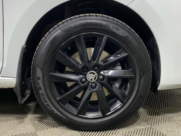 Skoda Rapid II с пробегом 2021 года, цена 1 857 000 рублей, 57725 км, лифтбек, Автокод Объявления