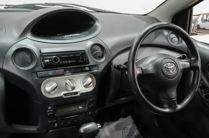 Toyota Vitz I (P10) с пробегом 2003 года, цена 259 000 рублей, 299000 км, хэтчбек, Автокод Объявления