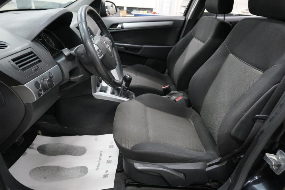 Opel Astra H Рестайлинг Омск  - изображение 8