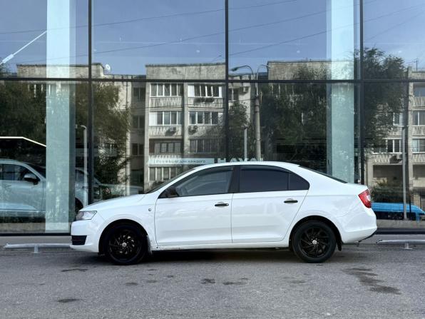 Skoda Rapid I с пробегом 2016 года, цена 930 000 рублей, 171960 км, лифтбек, Автокод Объявления