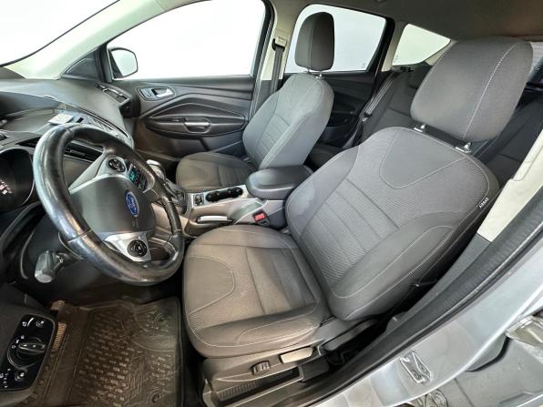 Ford Kuga II с пробегом 2016 года, цена 1 000 000 рублей, 190436 км, внедорожник, Автокод Объявления