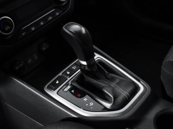 Hyundai Creta I с пробегом 2017 года, цена 1 369 000 рублей, 209236 км, внедорожник, Автокод Объявления