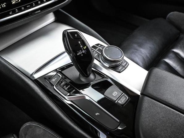 BMW 5 серии VII (G30/G31/G38) с пробегом 2019 года, цена 3 099 000 рублей, 153993 км, седан, Автокод Объявления