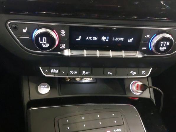 Audi Q5 II (FY) с пробегом 2018 года, цена 2 990 000 рублей, 97211 км, внедорожник, Автокод Объявления