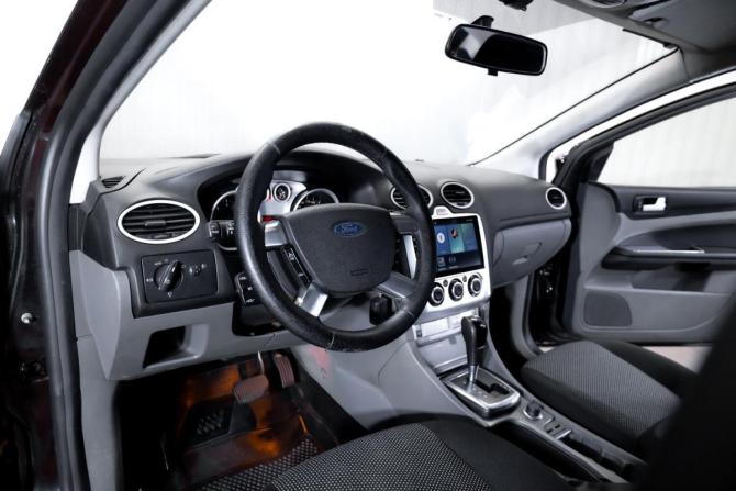 Ford Focus II Рестайлинг с пробегом 2010 года, цена 599 000 рублей, 205001 км, седан, Автокод Объявления