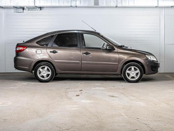 Lada (ВАЗ) Granta I с пробегом 2017 года, цена 549 000 рублей, 156797 км, лифтбек, Автокод Объявления