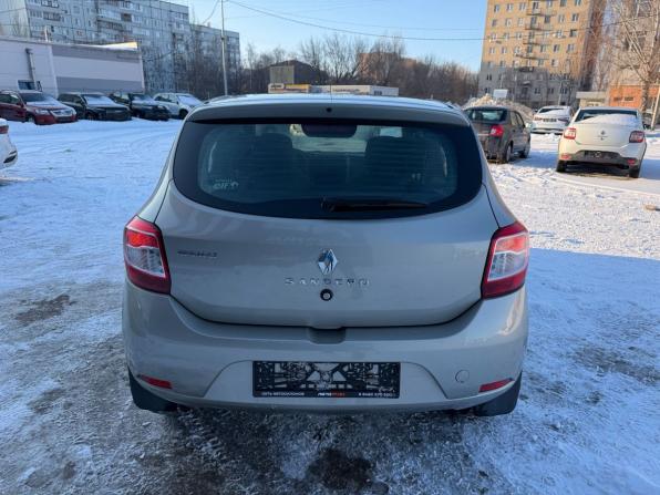 Renault Sandero II с пробегом 2018 года, цена 799 900 рублей, 182738 км, хэтчбек, Автокод Объявления