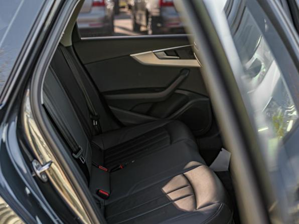 Audi A4 V (B9) Рестайлинг с пробегом 2020 года, цена 2 677 000 рублей, 165559 км, универсал, Автокод Объявления
