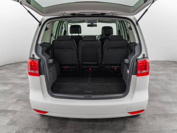 Volkswagen Touran I Рестайлинг 2 с пробегом 2012 года, цена 1 000 000 рублей, 117500 км, компактвэн, Автокод Объявления