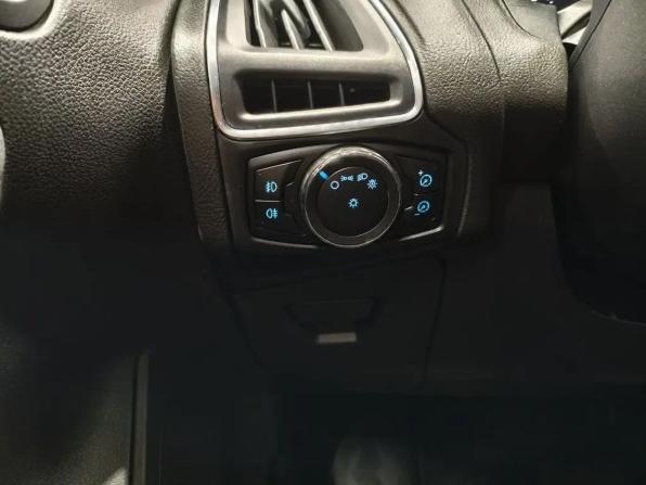 Ford Focus III с пробегом 2012 года, цена 669 000 рублей, 125500 км, хэтчбек, Автокод Объявления