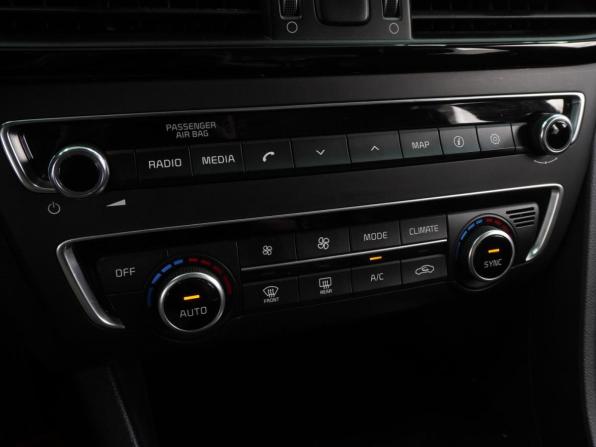 Kia Optima IV с пробегом 2018 года, цена 1 999 000 рублей, 117993 км, седан, Автокод Объявления