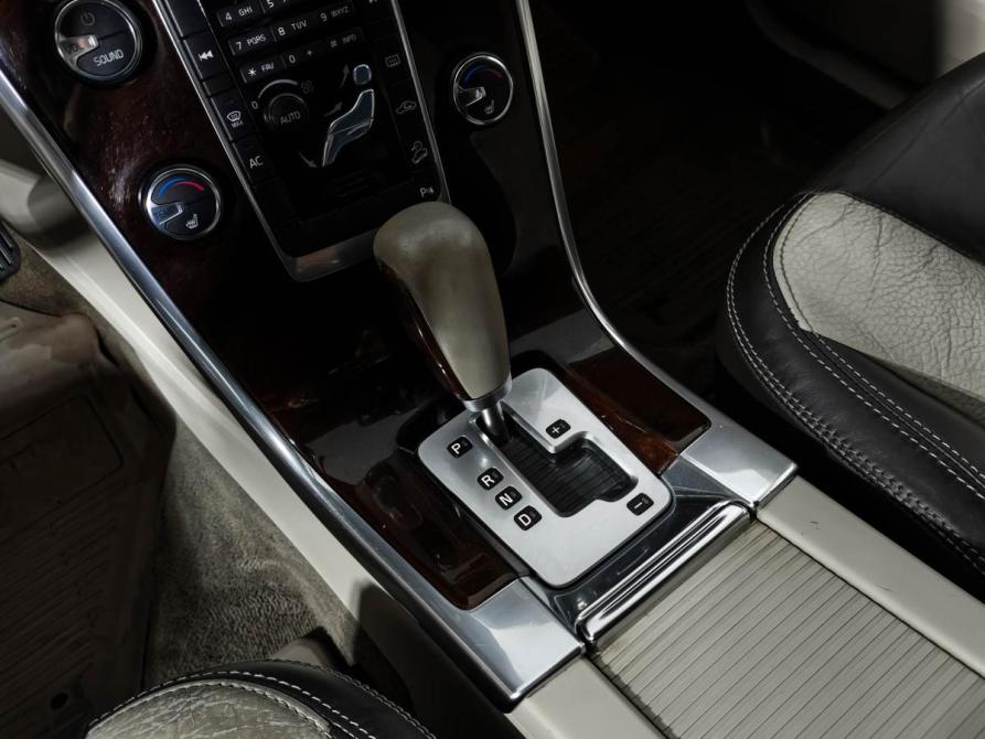 Volvo XC60 I Санкт-Петербург  - изображение 10
